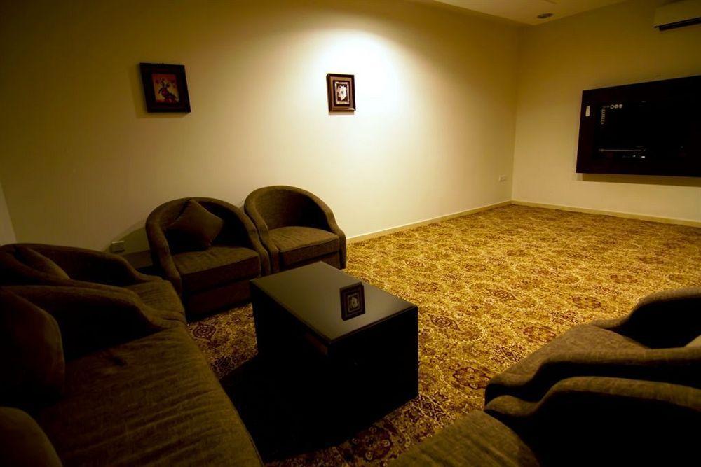 Rest Night Hotel Suites- Al Falah Riadh Exterior foto